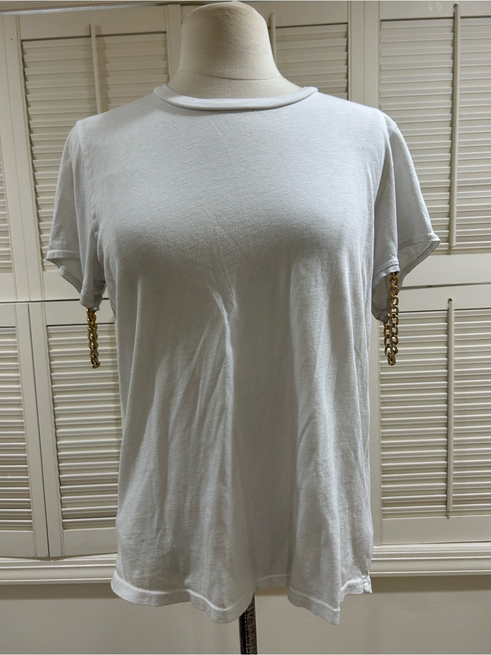 Michael Lauren T-Shirt With Gold Chain Detailing